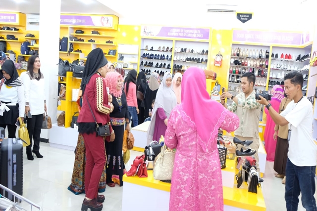 Grand Opening New Rien Collection
